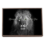 Quadro Decorativo Olhar do Rei: Majestade Animal em Sua Sala